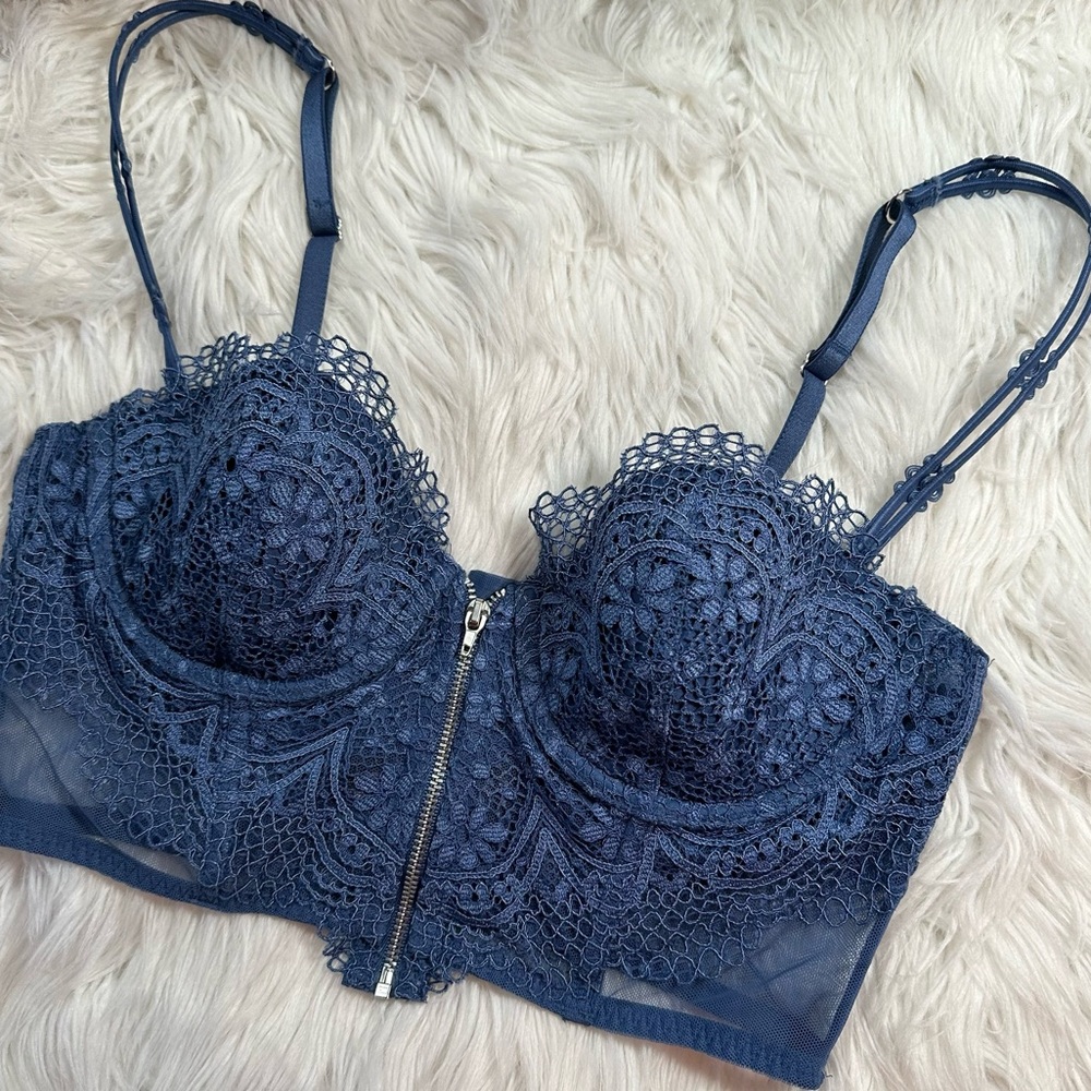 Victoria’s Secret • 2015 Very Sexy Long-Lined Demi